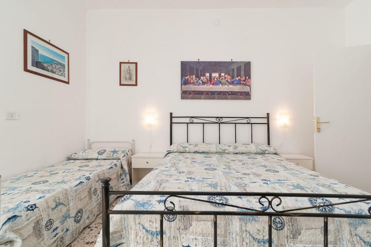 Bed and Breakfast Enea à Castro  Extérieur photo